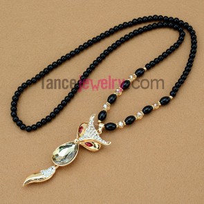 Fashion rhinestone & facet crystal fox pendant ornate strand necklace
