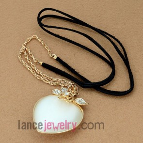 Cute peach shape chain necklace decorated with rhinestone & cat eye