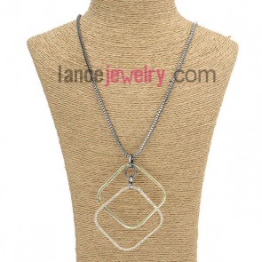 Fashion sweater chain with rhinestone beads decoration pendant