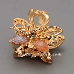 Lovely flower shape hair claw with rhinestone & resin decoration