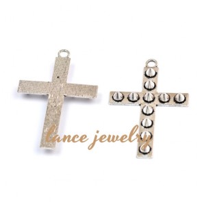 Zinc alloy pendant, a cross-shaped pendant with small round beads on the one side, back side plain