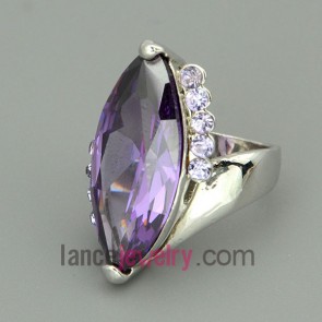 Romantic violet color crystal and rhinestone beads decorated alloy rings