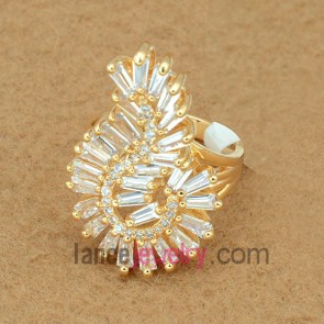 Fashion brass ring with cubic zirconia decoration