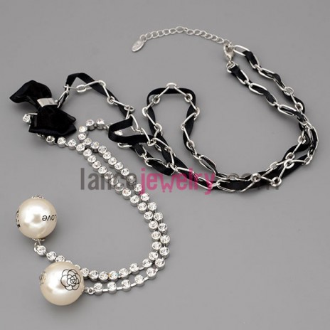 Fancy rhinestone chain & beads pendant decoration necklace 