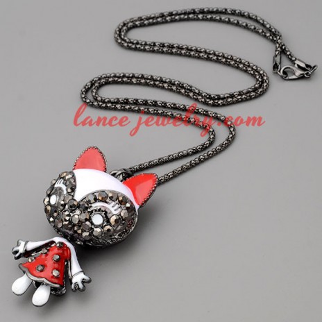 Lovely necklace with metal chain & red cat pendant 