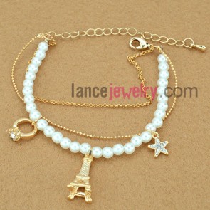 Delicate imitation pearls bracelet with nice pendants