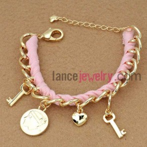 Nice alloy chain link bracelet decorated  with keys