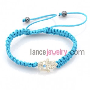Fashion bracelet with palm model findings