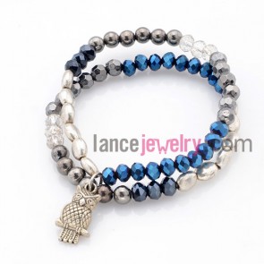 Trendy crystal and alloy bead bracelet with lovely owl pendant