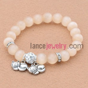 Fashion rhinestone and alloy findings stone beads bracelet.with sweet cat pendants.