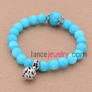 Fashion blue color bead bracelet with nice pendant.