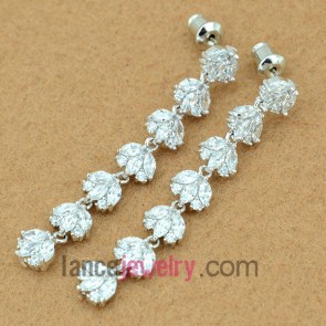 Sweet earrings with copper alloy pendant decorated transparent cubic zirconia with special shape