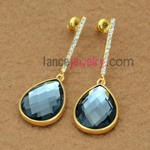 Fashion zinc alloy drop earrings with rhinestone & crystal decoration 