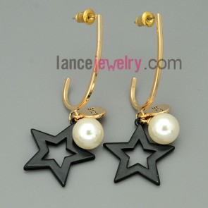 Fashion imitation pearl & star ornate drop earrings