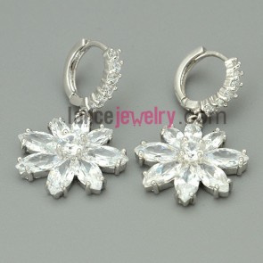 Glittering white color zirconia decoration drop earrings