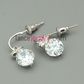 Glittering zirconia pendant decorated drop earrings 
