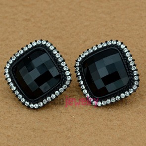 Mysterious black crystal & rhinestone decoration stud earrings