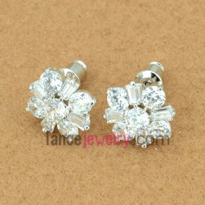 Cute stud earrings  with copper alloy  decorated transparent cubic zirconia with small size flower shape