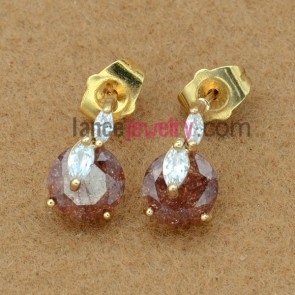 Unique earrings with brown color zirconia pendant