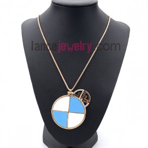Trendy golden color neacklace decorated with BMW model pendant
