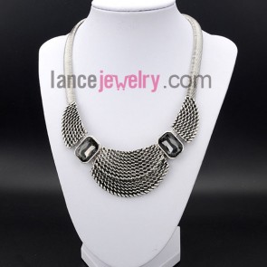 Fashion necklace decorated with special patterns