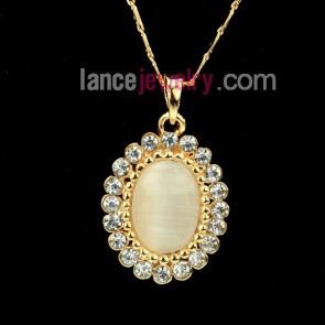 Delicate pendant necklace with natural cat eye and rhinestone
