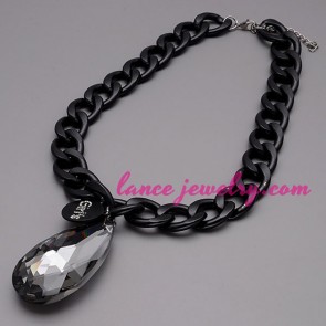 Cool necklace with big size crystal pendant decoration