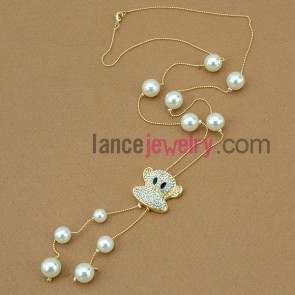 Lovely hand-made imitation pearl & rhinestone money ornate strand necklace