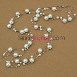 Fashion hand-made imitation pearl & metal chain ornate strand necklace