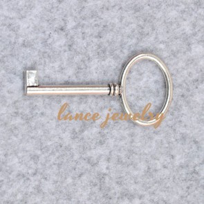 Simple and High-end Ring Key Zinc Alloy Pendant 