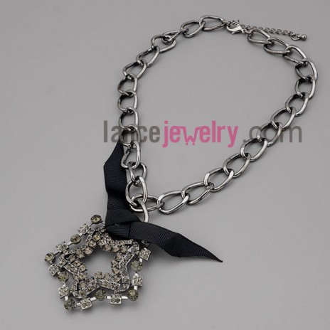 Classical necklace with rhinestone decorated the five-pointed star