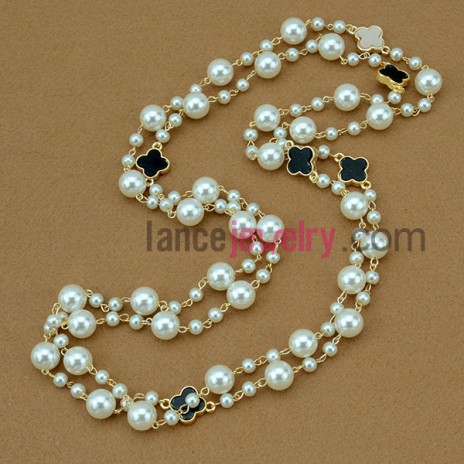 Hand-made imitation pearl & enamel finding ornate strand necklace