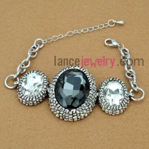 Fashion crystal beads decorated bracelet