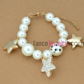 Simple beads chain link bracelet decorated with 3 stars
