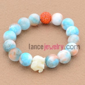 Glittering rhinestone&stone bead bracelet.