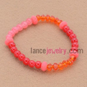 Similiar color decoration based bead bracelet.