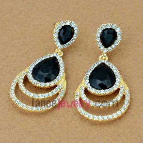 Elegant black crystal drop earrings decorated with nice rhinestone