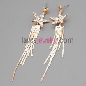 Elegant earrings with gold zinc alloy  with star model decorated shiny rhinestone and chain pendant