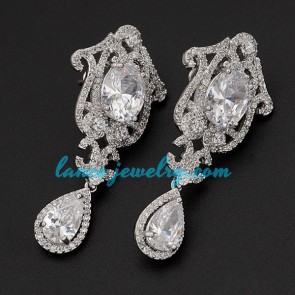 Classical earrings with cubic zirconia decoration