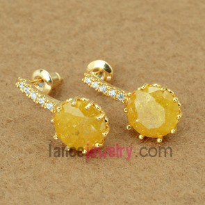 Striking yellow zirconia pendant decorated drop earrings