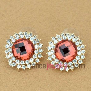  A cute red  flower decorated  earrings 