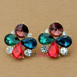 Trendy crystal & rhinestone decoration stud earrings