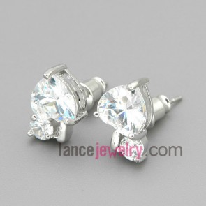 Heart and round paved zircons studded earrings