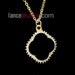 Fashion pendant necklace with Rhinestone decoration