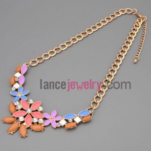 Gorgeous necklace with gold metal chain & alloy part decorate shiny rhinestone and multicolor resin with flower model
