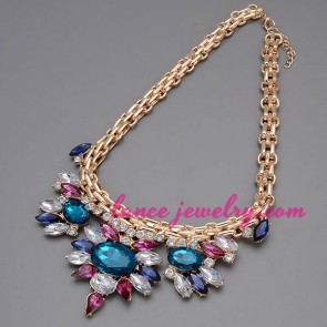 Dazzling necklace with different color crystal & shiny rhinestone