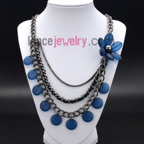 Elegant series necklace with blue flower and circles

