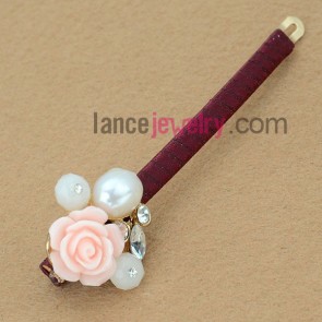 Fashion hair clip with maroon color fabric decorated