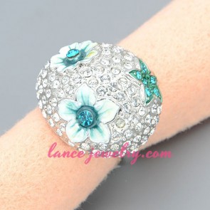 Sweet star & flower model decorated ring