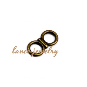 two rings with vintage style,zinc alloy pendant
